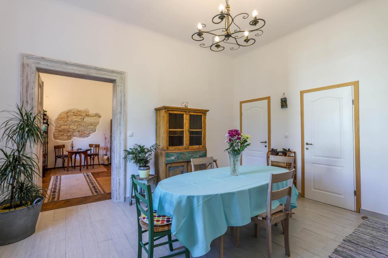 Cote Ensoleille Apartment พูลา ภายนอก รูปภาพ