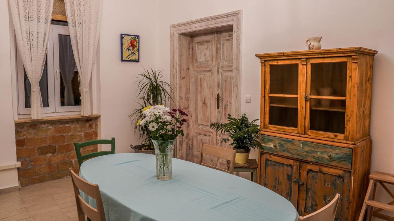 Cote Ensoleille Apartment พูลา ภายนอก รูปภาพ